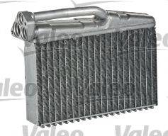 VALEO 715305 Теплообмінник, опалення салону